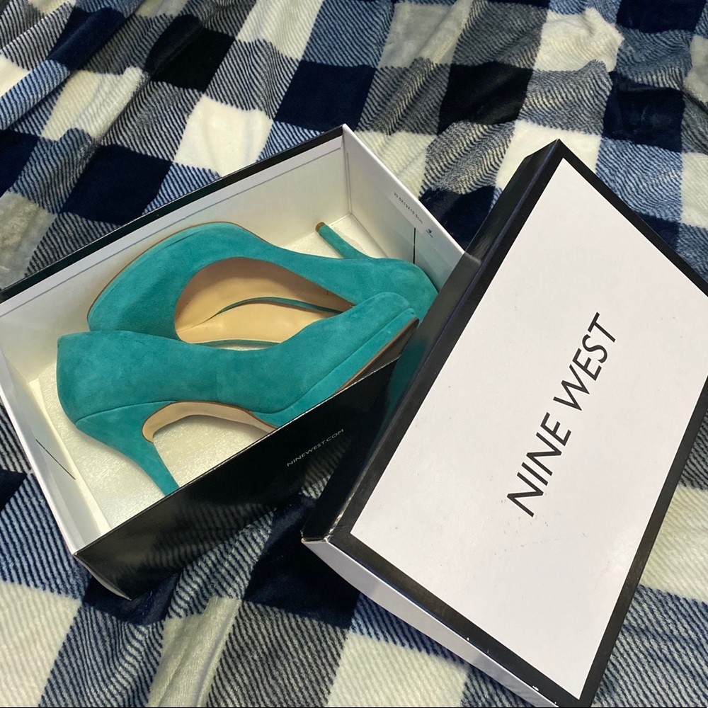 NINE WEST HEELS